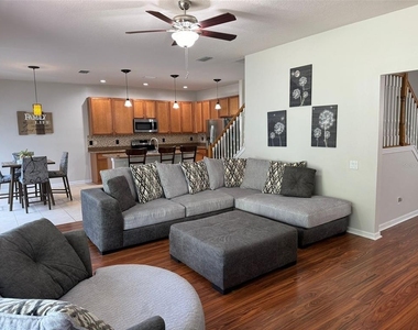 14024 Wake Robin Drive - Photo Thumbnail 4