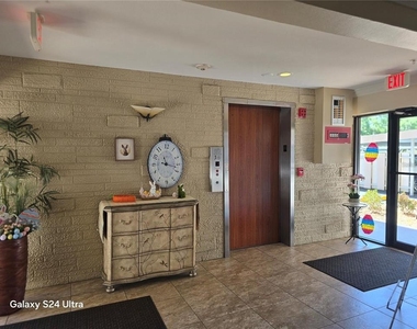 8186 Terrace Garden Drive N - Photo Thumbnail 3