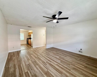 6612 S Juanita Street - Photo Thumbnail 5