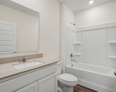 3377 Wakefield Drive - Photo Thumbnail 15