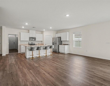 3377 Wakefield Drive - Photo Thumbnail 3