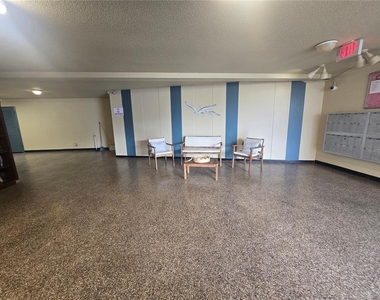 5750 80th Street N - Photo Thumbnail 7