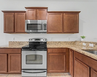 8518 Gablebend Way - Photo Thumbnail 4