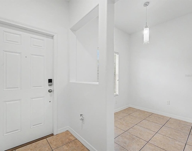 8518 Gablebend Way - Photo Thumbnail 2