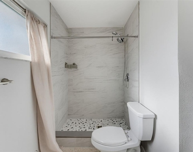 4044 Headsail Drive - Photo Thumbnail 21
