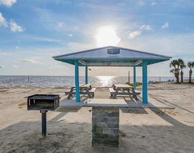 4044 Headsail Drive - Photo Thumbnail 43