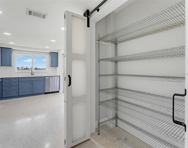 4044 Headsail Drive - Photo Thumbnail 14