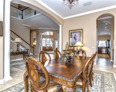 10602 Cayman Isle Court - Photo Thumbnail 11