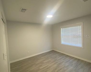 5008 Parade Street - Photo Thumbnail 11
