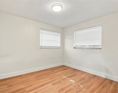 6701 S West Shore Boulevard - Photo Thumbnail 15
