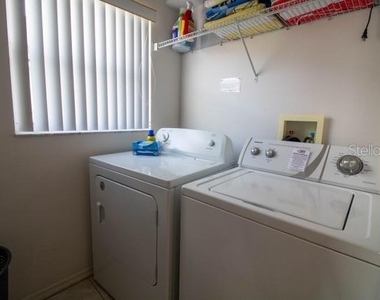 2704 Prestwick Lane - Photo Thumbnail 20
