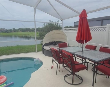 2704 Prestwick Lane - Photo Thumbnail 5