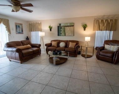 2704 Prestwick Lane - Photo Thumbnail 3