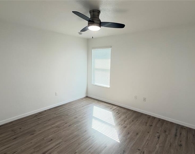 2255 Sheboygan Place - Photo Thumbnail 37