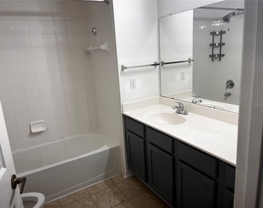 4006 Santa Maria Drive - Photo Thumbnail 14