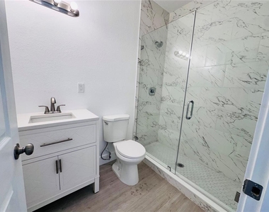 15347 Gilligan Court - Photo Thumbnail 6