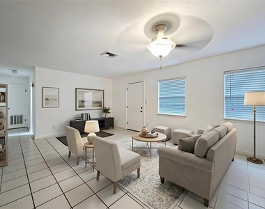 272 Florida Parkway - Photo Thumbnail 1