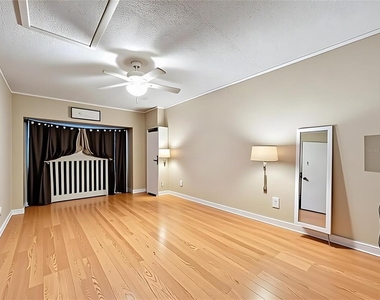 272 Florida Parkway - Photo Thumbnail 11