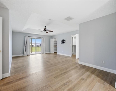 110 Burrell Circle - Photo Thumbnail 14