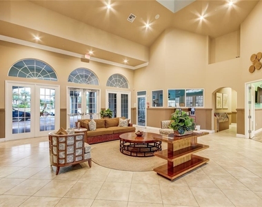 500 Las Fuentes Drive - Photo Thumbnail 32