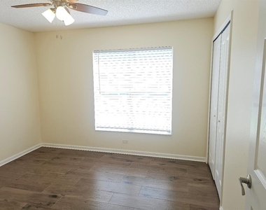 2351 Water View Loop - Photo Thumbnail 9