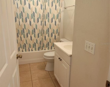 14165 Sw 20th Place - Photo Thumbnail 10