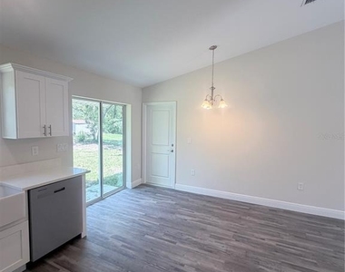 23 Oak Circle - Photo Thumbnail 10