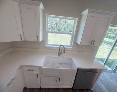 23 Oak Circle - Photo Thumbnail 3