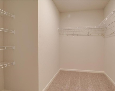2359 Nw 22nd Court - Photo Thumbnail 9