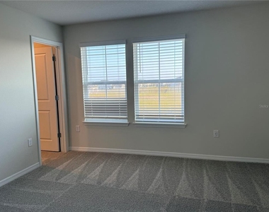 10650 Evening Star Street - Photo Thumbnail 12