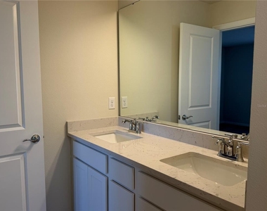 10650 Evening Star Street - Photo Thumbnail 18