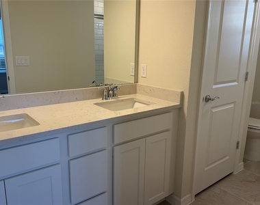 10650 Evening Star Street - Photo Thumbnail 15