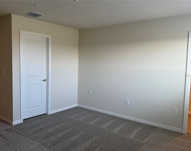 10650 Evening Star Street - Photo Thumbnail 13