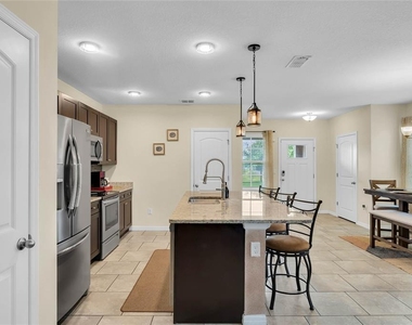 16339 Quiet Vista Drive - Photo Thumbnail 3