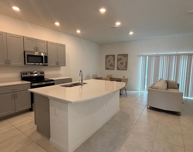 3583 Mayfair Street - Photo Thumbnail 6