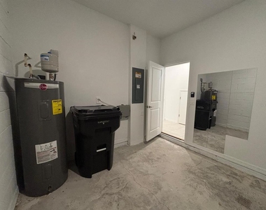 3583 Mayfair Street - Photo Thumbnail 27