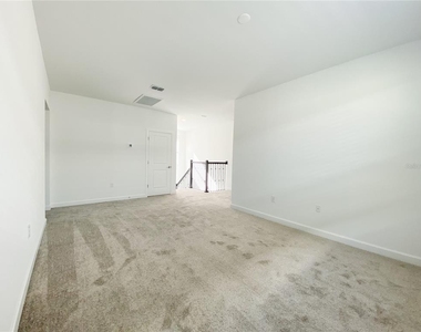 977 Leader Street - Photo Thumbnail 12