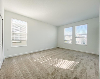 977 Leader Street - Photo Thumbnail 14