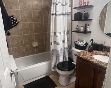 202 Riverbend Drive - Photo Thumbnail 15