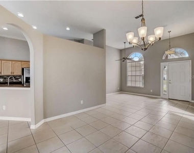 1061 Seneca Trail - Photo Thumbnail 3