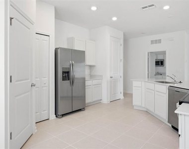 5157 Green Belt Drive - Photo Thumbnail 17