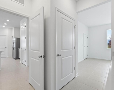 5157 Green Belt Drive - Photo Thumbnail 9