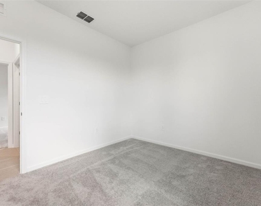 5157 Green Belt Drive - Photo Thumbnail 41
