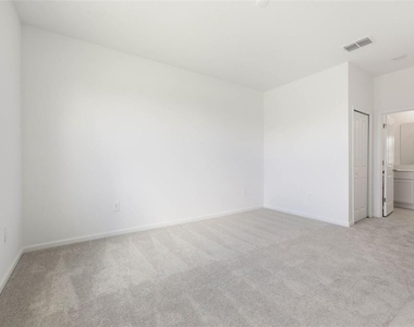 5157 Green Belt Drive - Photo Thumbnail 31