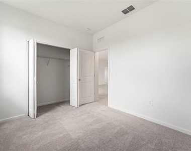 5157 Green Belt Drive - Photo Thumbnail 42