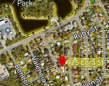 925 Lora Street - Photo Thumbnail 15