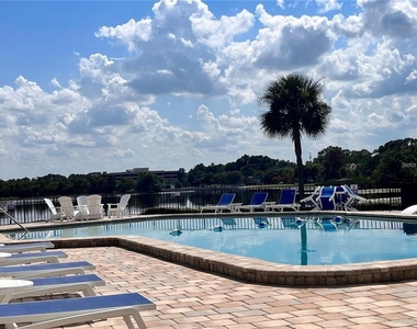 926 Lake Destiny Road - Photo Thumbnail 17