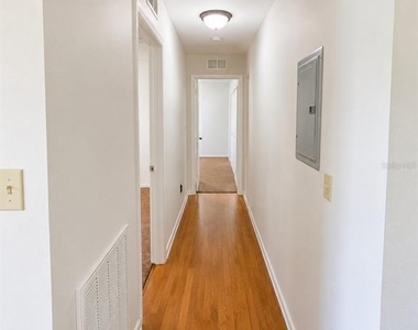 926 Lake Destiny Road - Photo Thumbnail 8