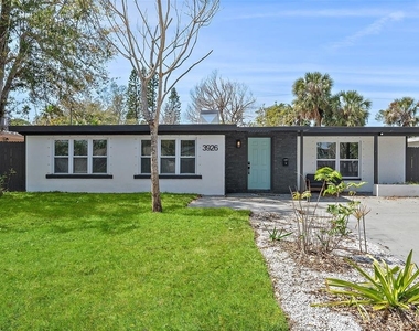 3926 Helena Street Ne - Photo Thumbnail 1