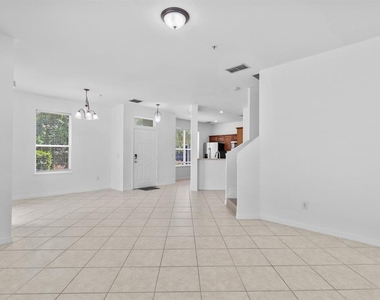 3520 San Jacinto Circle - Photo Thumbnail 5